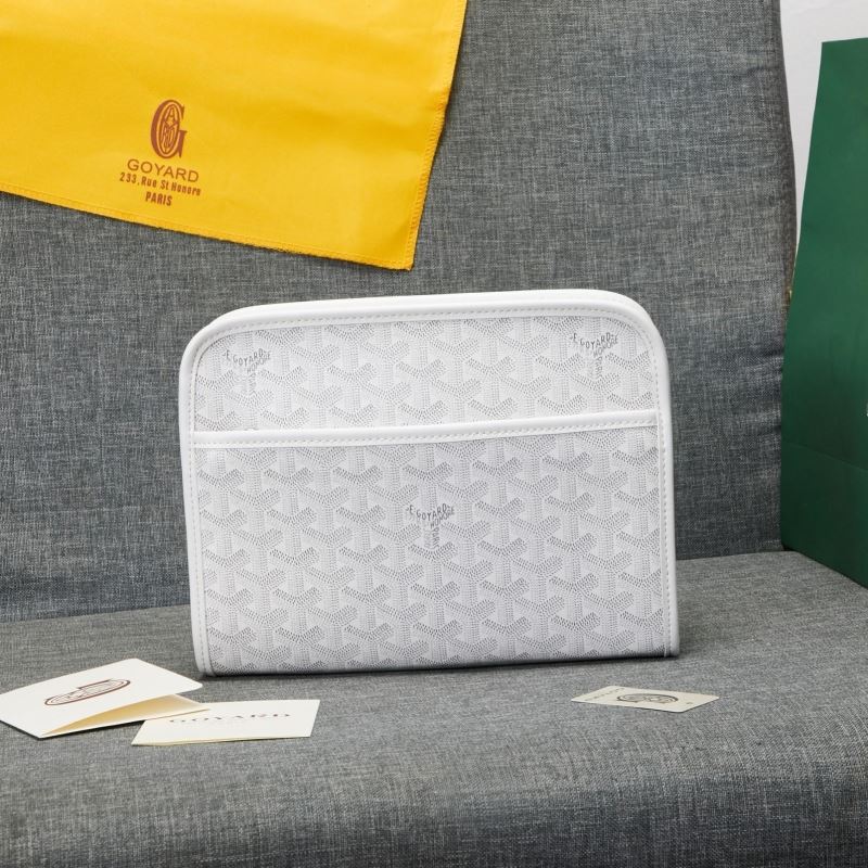 Go*ard clutch bags
